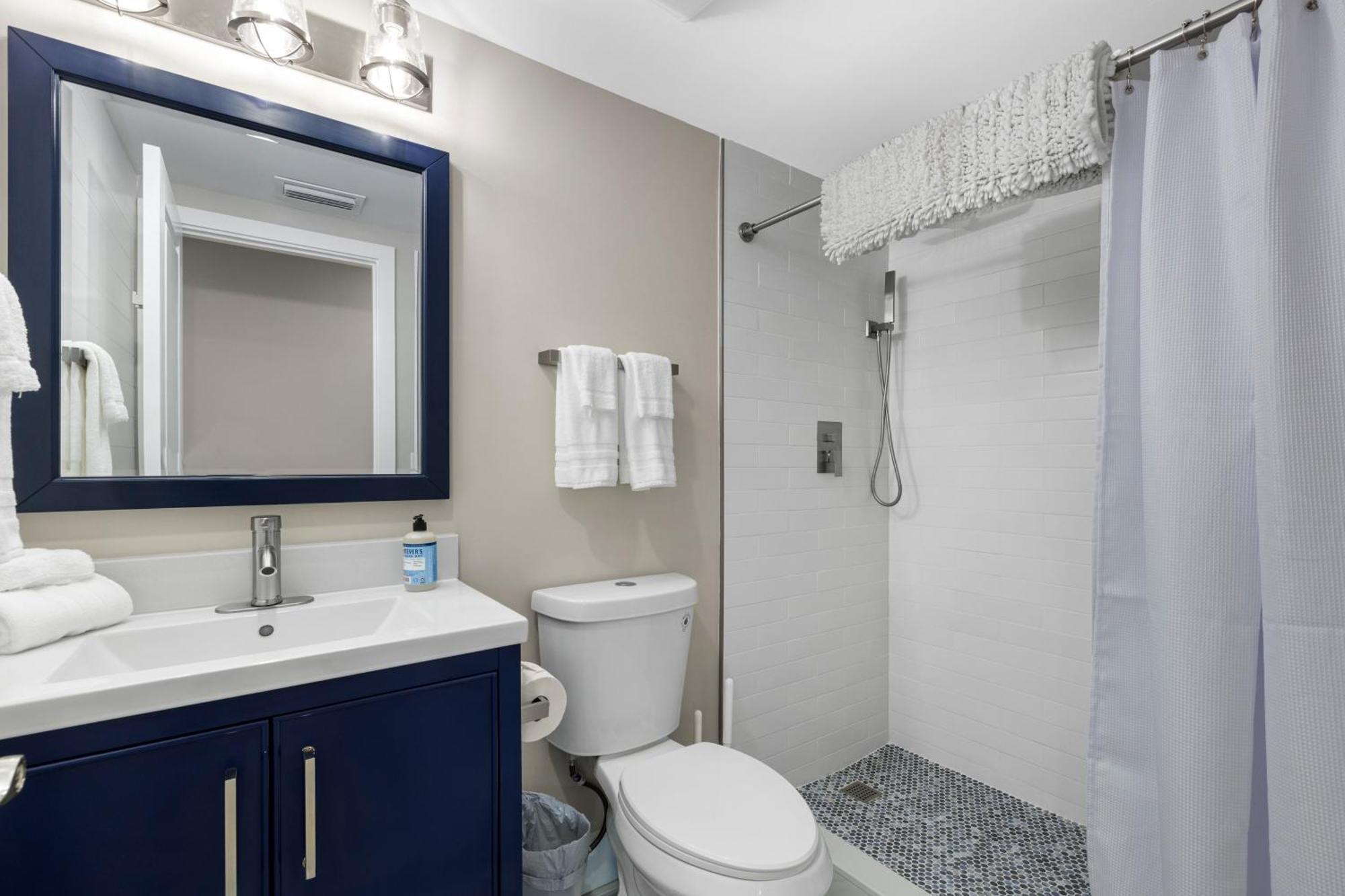 Chadwick Cove Marina Aparthotel Ингълууд Екстериор снимка