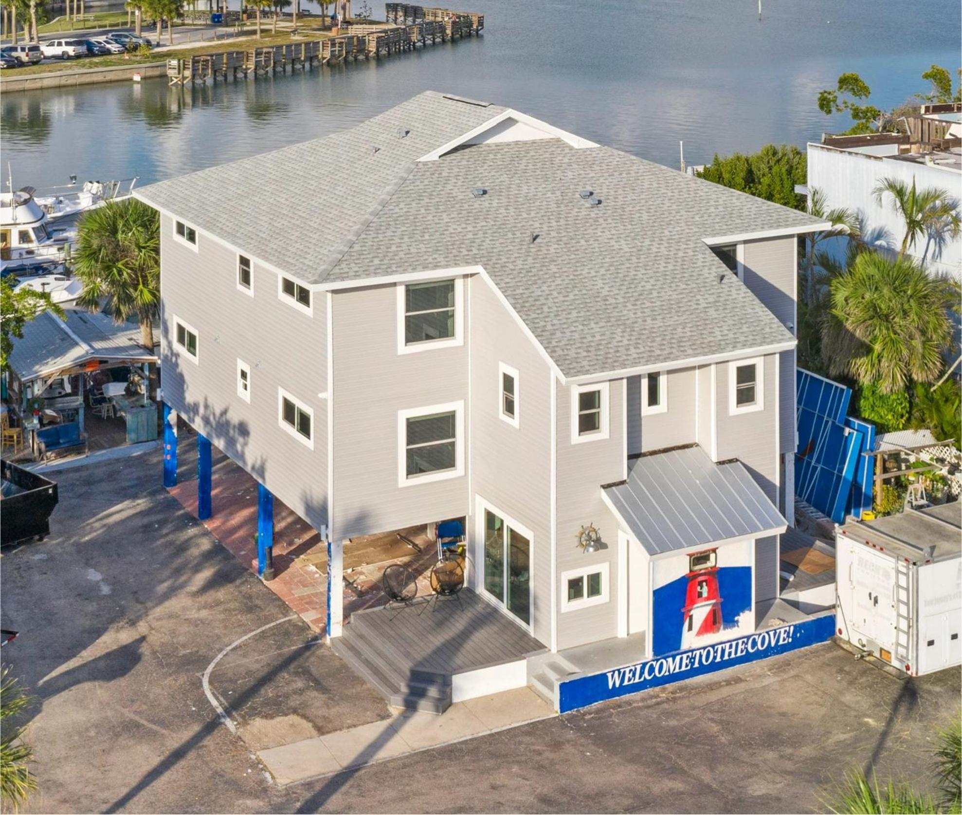 Chadwick Cove Marina Aparthotel Ингълууд Екстериор снимка