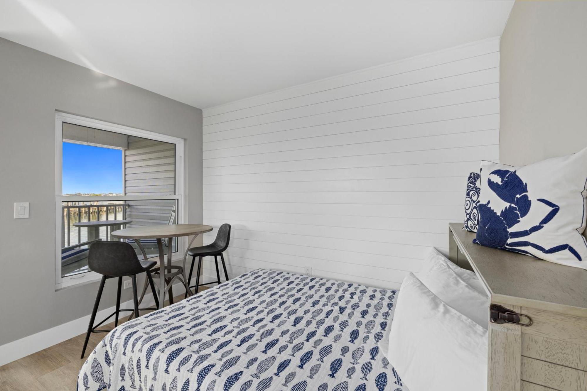 Chadwick Cove Marina Aparthotel Ингълууд Екстериор снимка