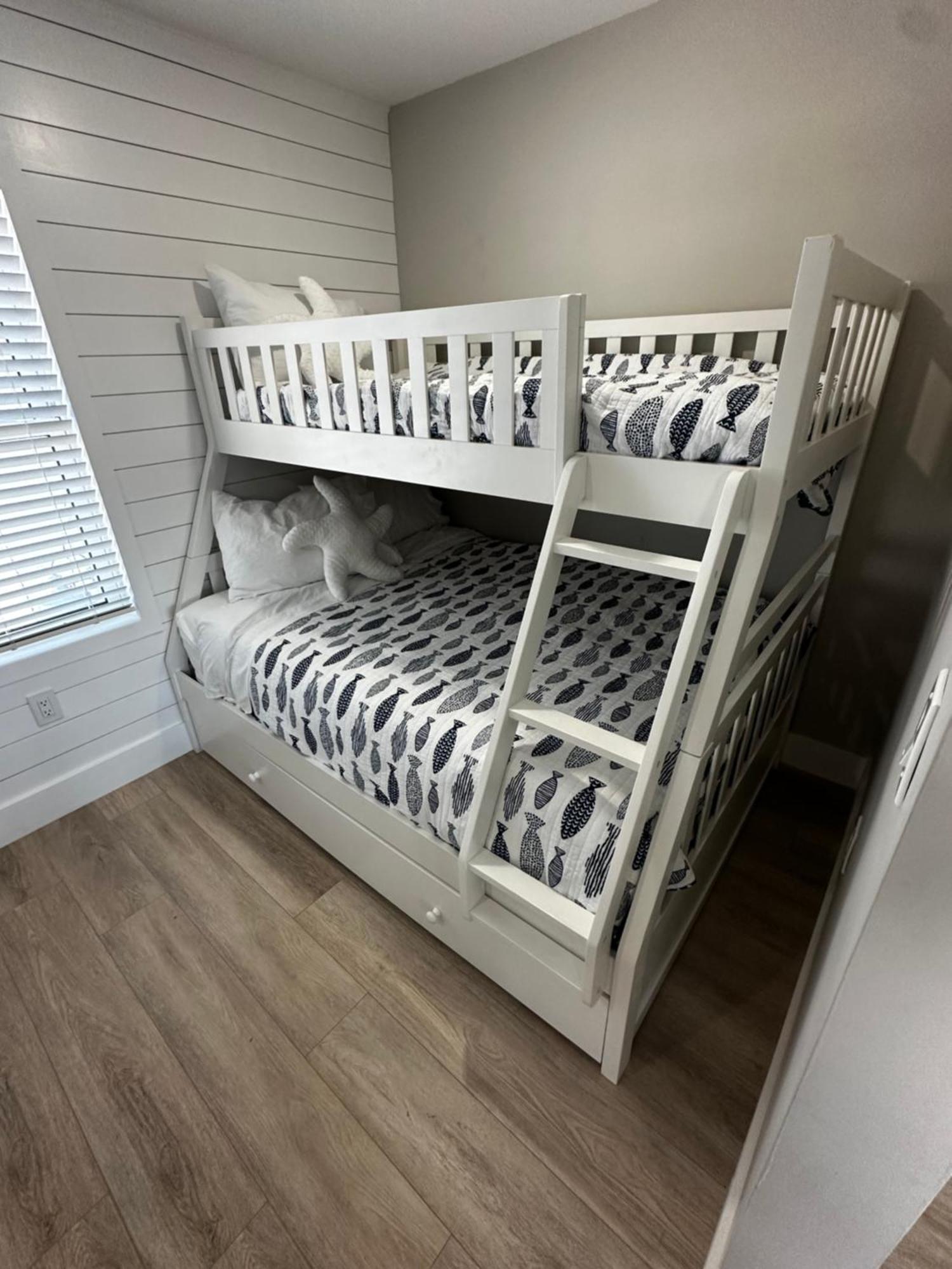 Chadwick Cove Marina Aparthotel Ингълууд Екстериор снимка