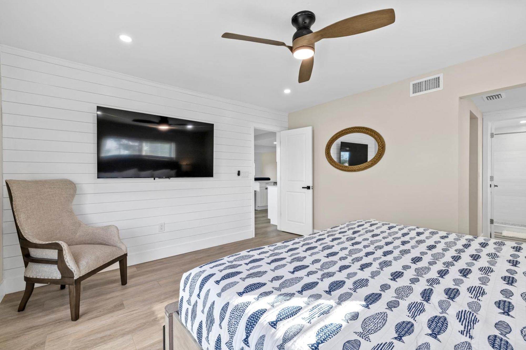 Chadwick Cove Marina Aparthotel Ингълууд Екстериор снимка